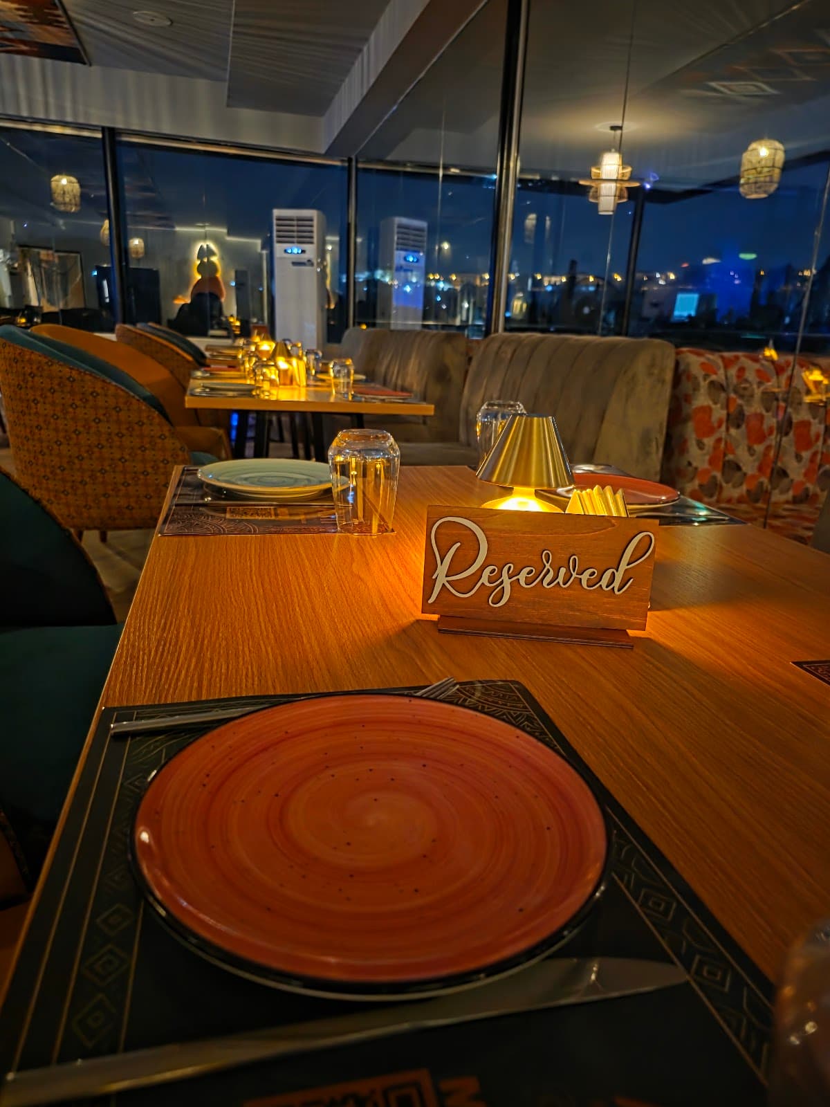 AMI Resto-Lounge