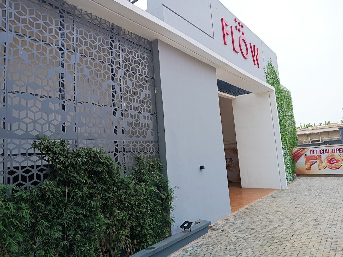 Flow Lounge & Restaurant, Restaurant in Benin, Benin
