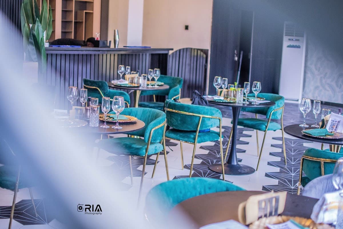 JAYS RESTAURANT AND LOUNGE, Restaurant in Ibadan, Ibadan