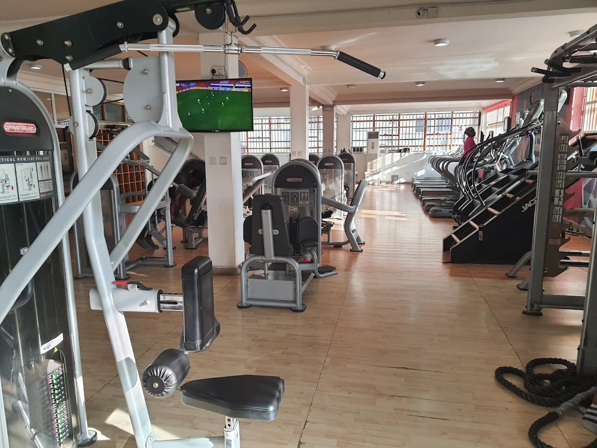 Laguru Fitness Club & Spa