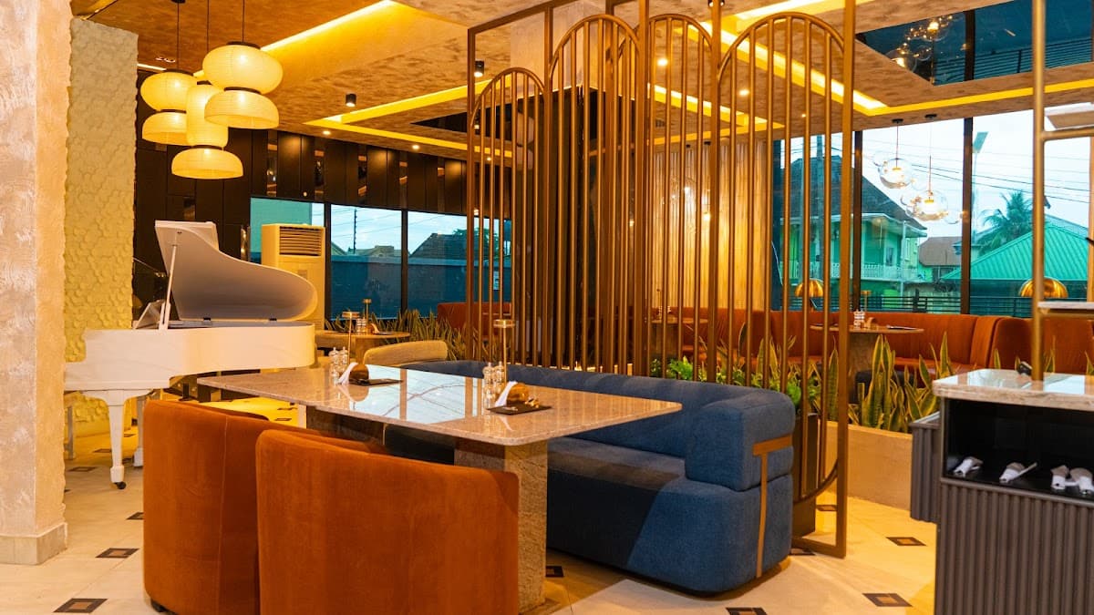 The Patio Restaurant & Lounge, Club in Benin, Benin