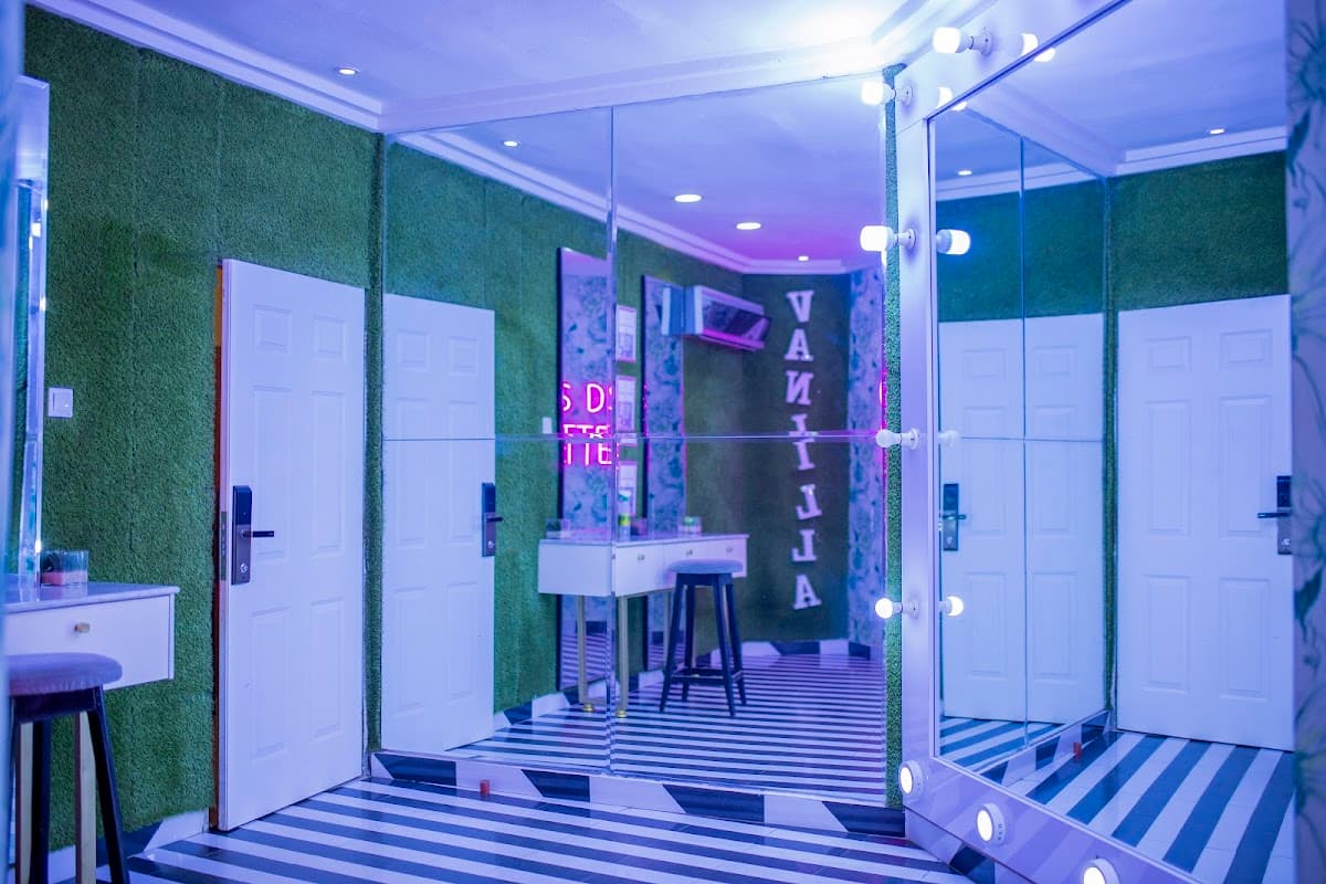 Vanilla Restaurant & Lounge gallery 2